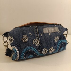 Make up Bordado azul