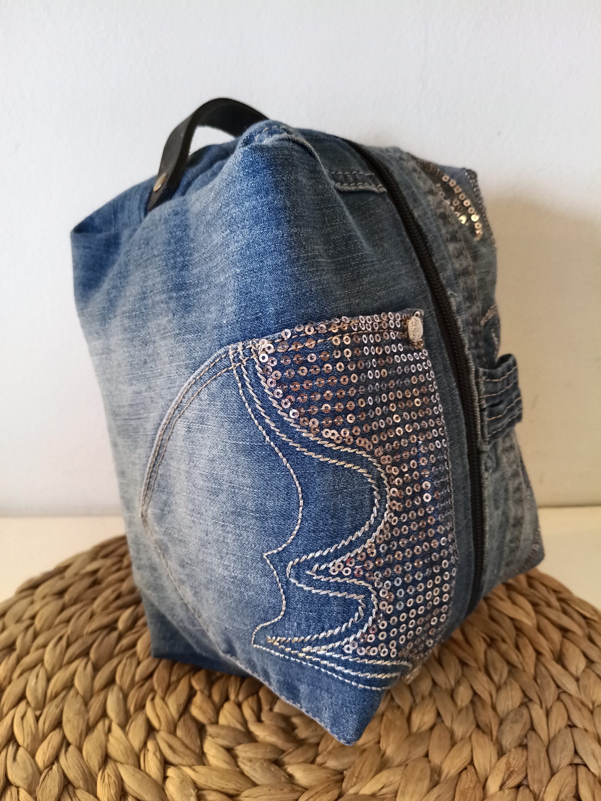 Neceser reciclado Strass