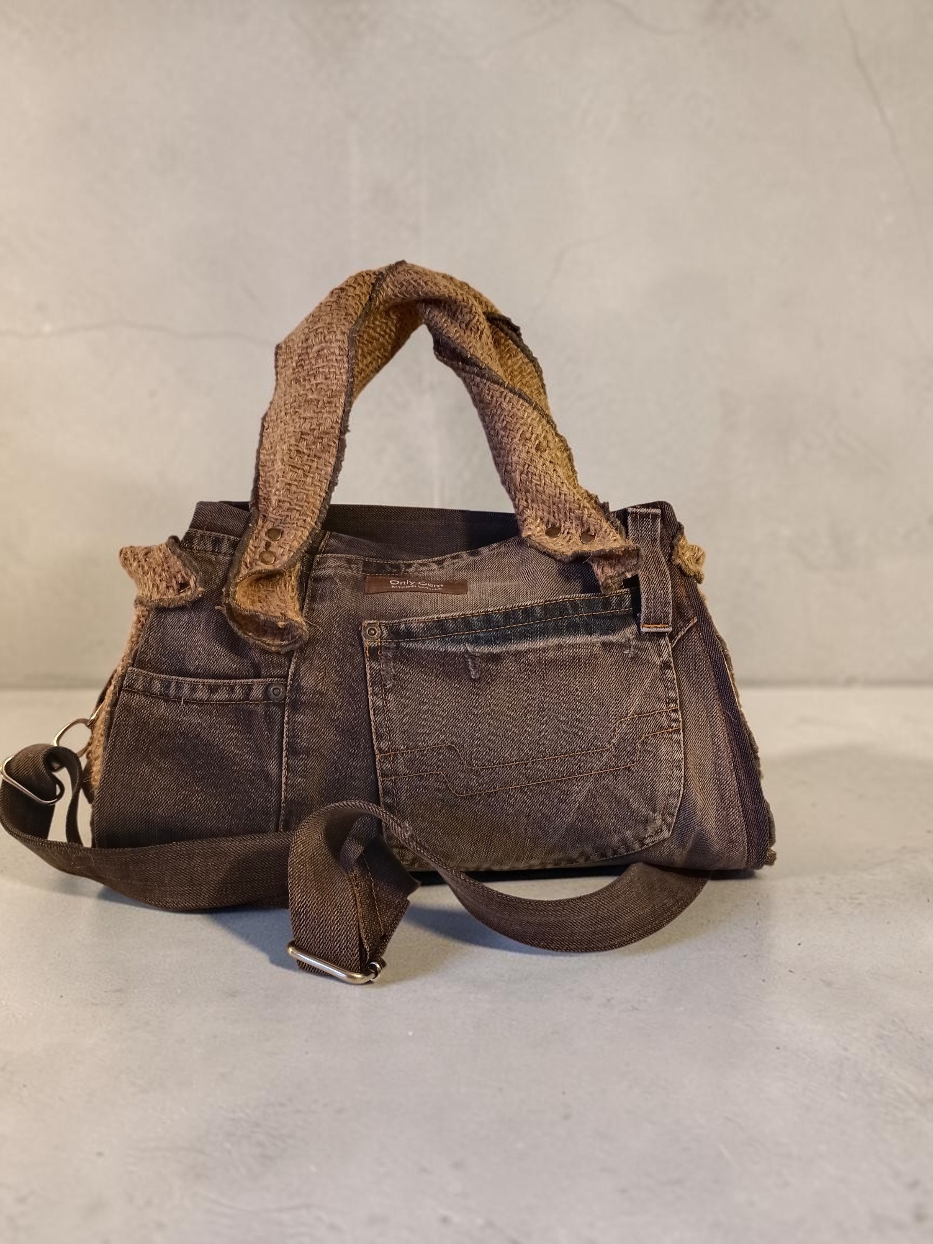 Messenger trapecio Esencia & Café - Imagen 4